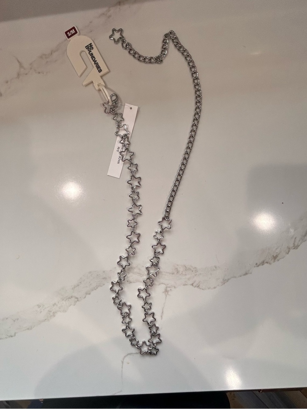 No Boundaries Star Link Chain Belt